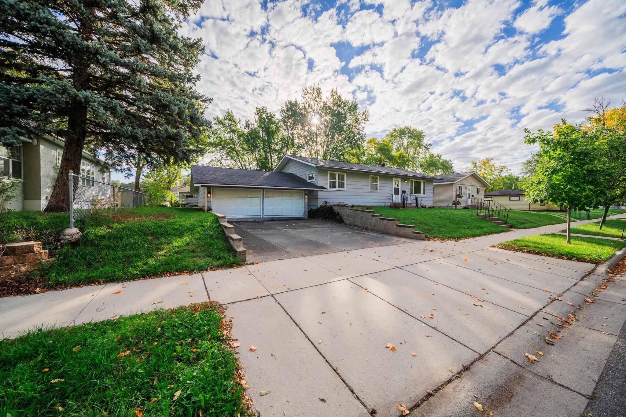 Property photo for 424 24th Avenue N, Saint Cloud, MN 56303