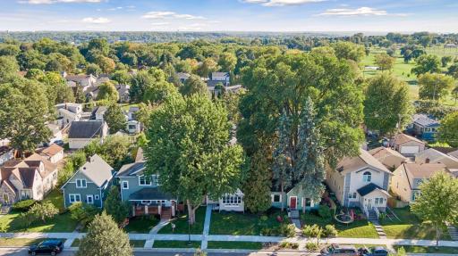 Home located in Saint Paulâs Highland Park neighborhood, close to parks, trails, schools, shopping, dining, and neighborhood amenities.