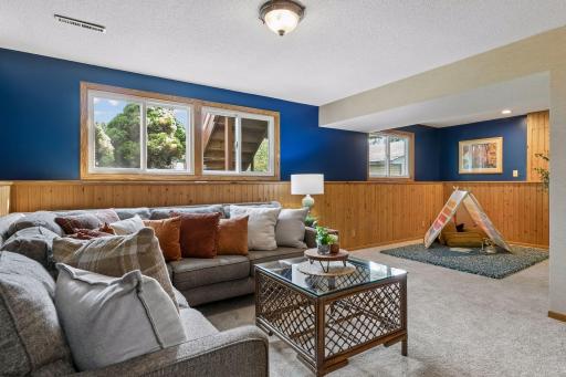 6364 Crosby Avenue, Inver Grove Heights, MN 55076