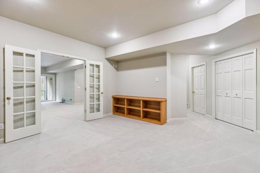 7238 Lewis Ridge Parkway, Edina, MN 55439
