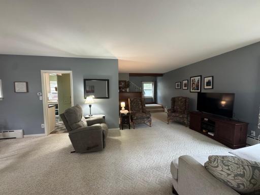 725 3rd Street SE, Willmar, MN 56201
