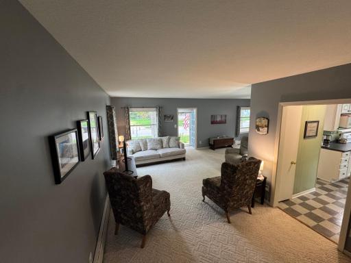 725 3rd Street SE, Willmar, MN 56201