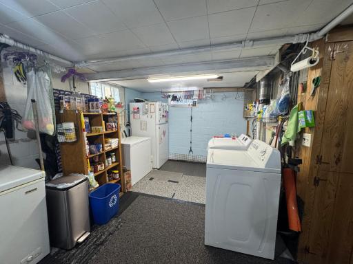 725 3rd Street SE, Willmar, MN 56201
