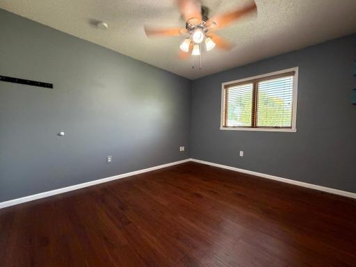 38 Bed Room 2.JPG