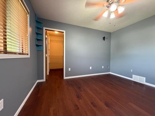 39 Bed Room 2.JPG