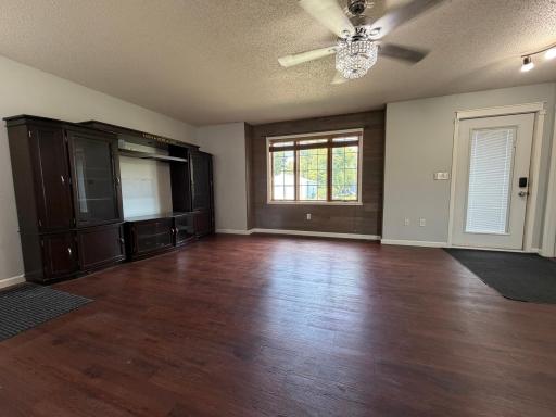 12 Living Room.JPG