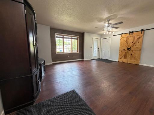 11 Living Room.JPG
