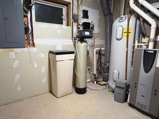 62 Utility room.JPG