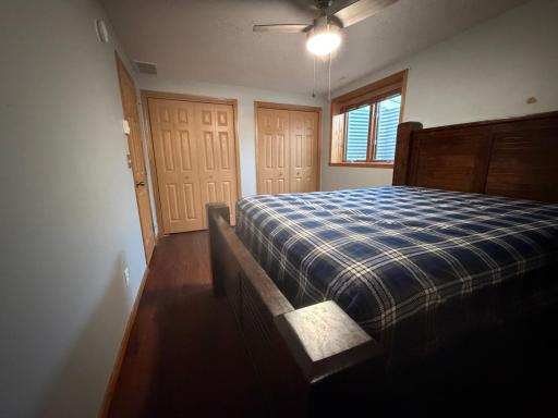 57 Bed Room 5.JPG