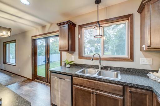 556 Pleasant Drive, Prescott, WI 54021