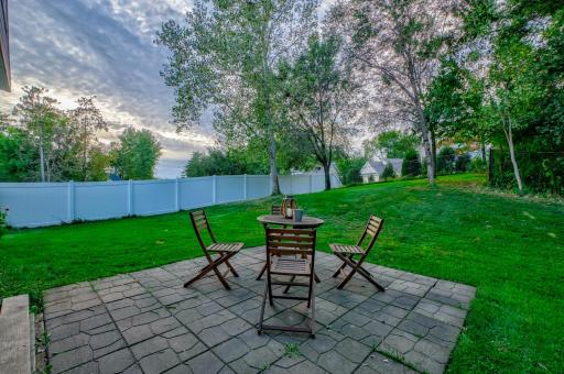 556 Pleasant Drive, Prescott, WI 54021