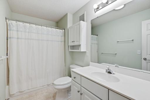 7966 Pinnacle Avenue NE, Elk River, MN 55330
