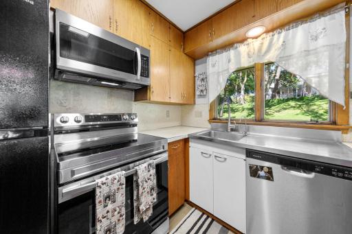 905 4th Avenue SE, Waseca, MN 56093