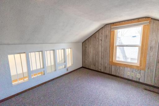 2047 Nokomis Avenue, Saint Paul, MN 55119