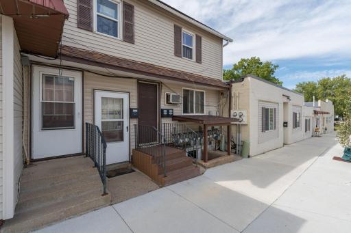 27-web-or-mls-307-2nd-st-nw.jpg