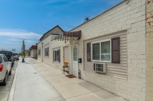 21-web-or-mls-307-2nd-st-nw.jpg
