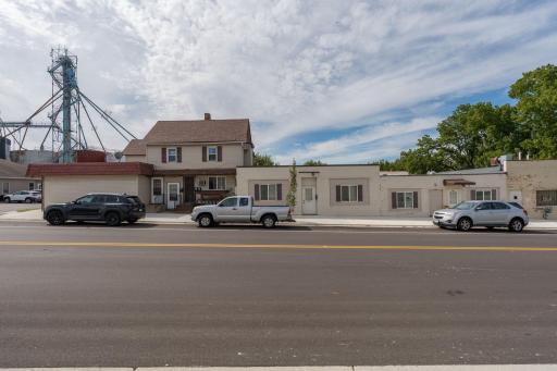 30-web-or-mls-307-2nd-st-nw.jpg