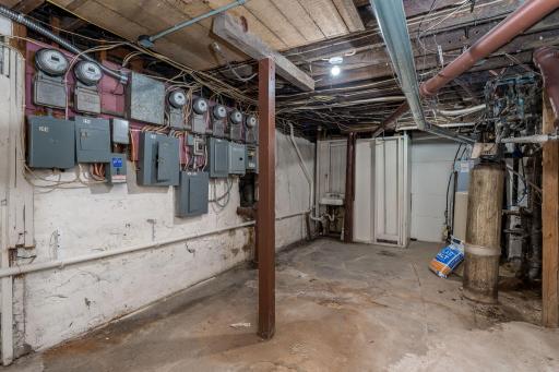 16-web-or-mls-307-2nd-st-nw.jpg