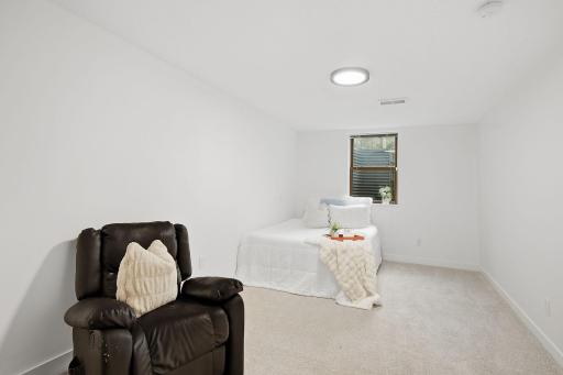 3257 Grimes Avenue N, Robbinsdale, MN 55422