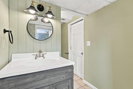 919 26th Avenue SE, Minneapolis, MN 55414