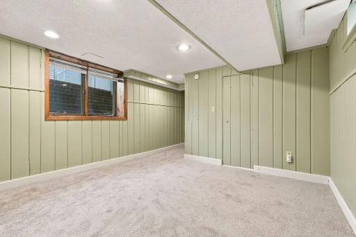 919 26th Avenue SE, Minneapolis, MN 55414