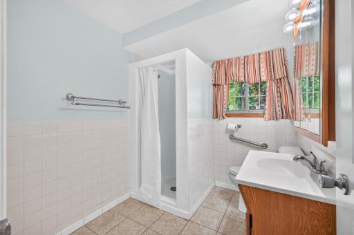 802 Charlotte Drive, Anoka, MN 55303