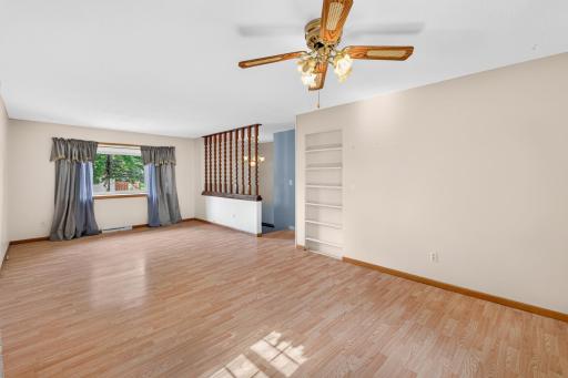 802 Charlotte Drive, Anoka, MN 55303