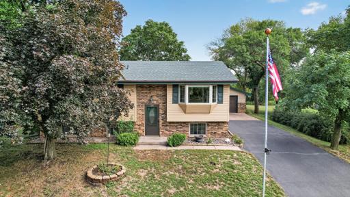 802 Charlotte Drive, Anoka, MN 55303