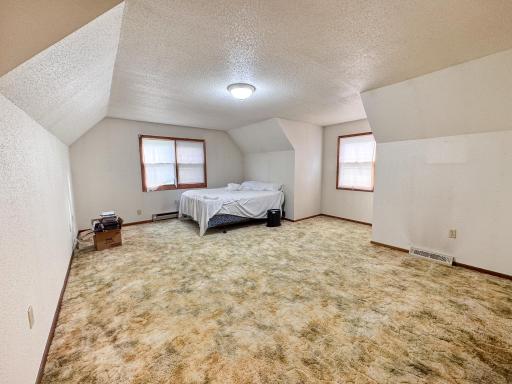 UL Bedroom #4