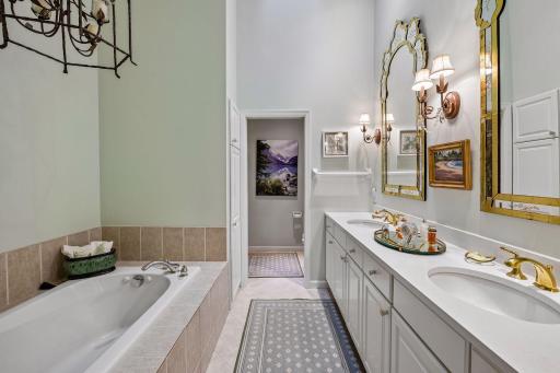 740 Widsten Circle, Wayzata, MN 55391