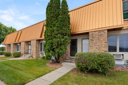 338 13th Avenue E, West Fargo, ND 58078