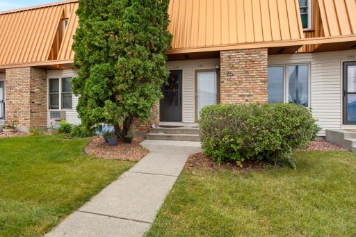338 13th Avenue E, West Fargo, ND 58078