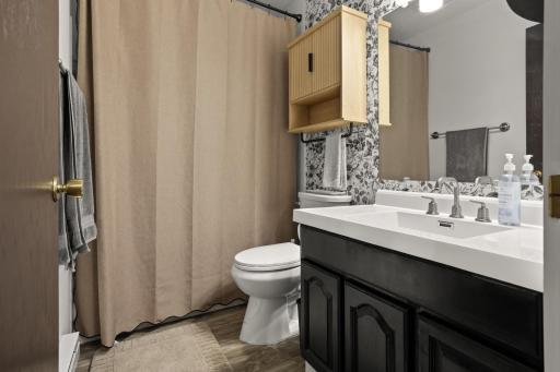 338 13th Avenue E, West Fargo, ND 58078