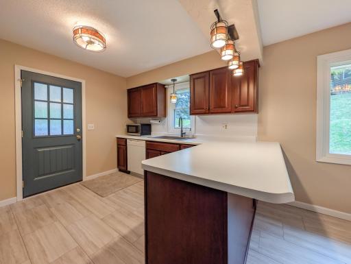 2601 Brookview Drive, Burnsville, MN 55337
