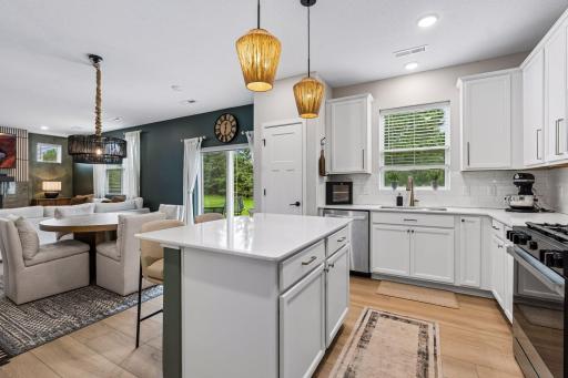 12740 Kinghorn Lane, Rogers, MN 55374