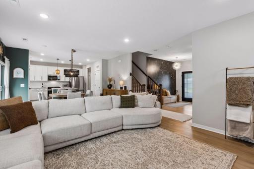 12740 Kinghorn Lane, Rogers, MN 55374