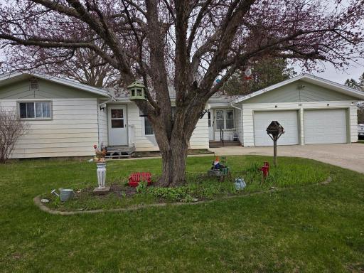 232 Nowell Street W, New York Mills, MN 56567