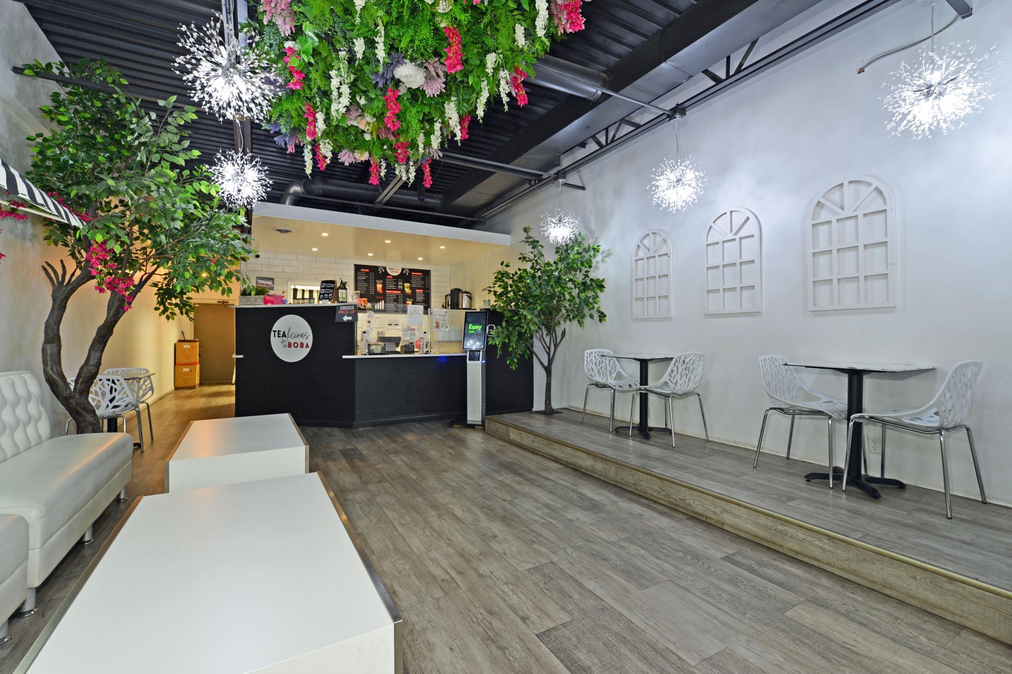 45 Little Canada Road 04.jpg