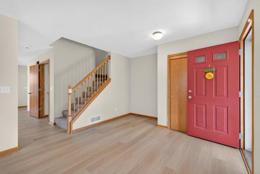 607 1st Avenue NW, Osseo, MN 55369