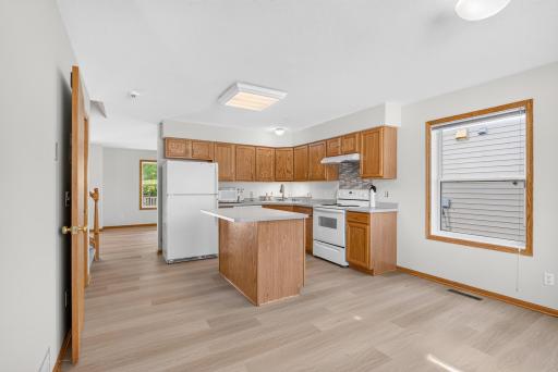 607 1st Avenue NW, Osseo, MN 55369
