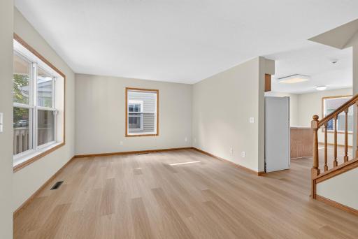 607 1st Avenue NW, Osseo, MN 55369