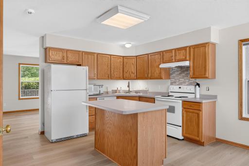 607 1st Avenue NW, Osseo, MN 55369