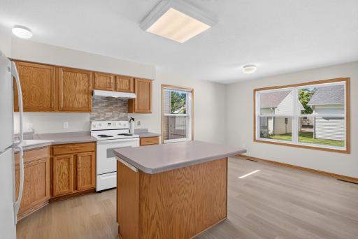 607 1st Avenue NW, Osseo, MN 55369