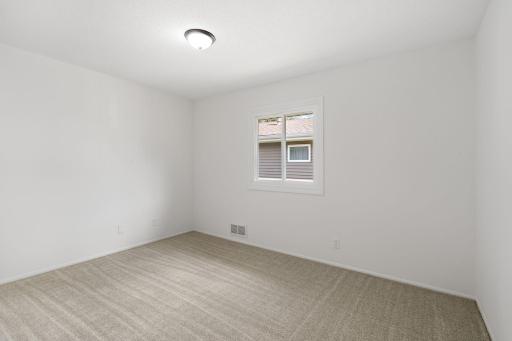 1579 Leone Avenue, Saint Paul, MN 55106