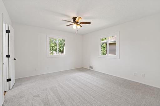 1579 Leone Avenue, Saint Paul, MN 55106