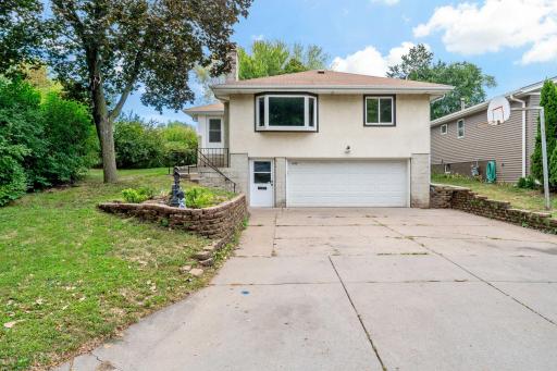 1579 Leone Avenue, Saint Paul, MN 55106