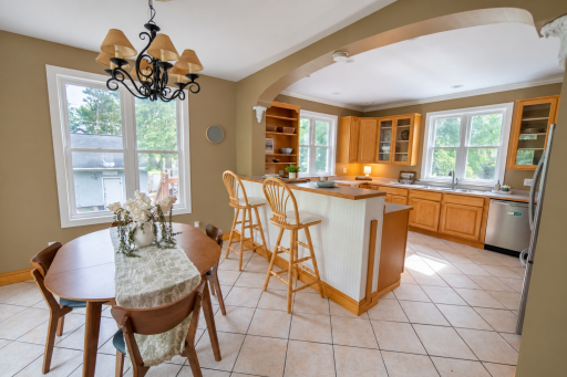 702 1st Avenue NW, Chisholm, MN 55719
