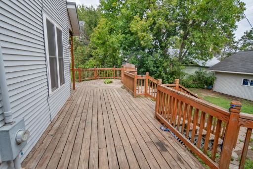 702 1st Avenue NW, Chisholm, MN 55719