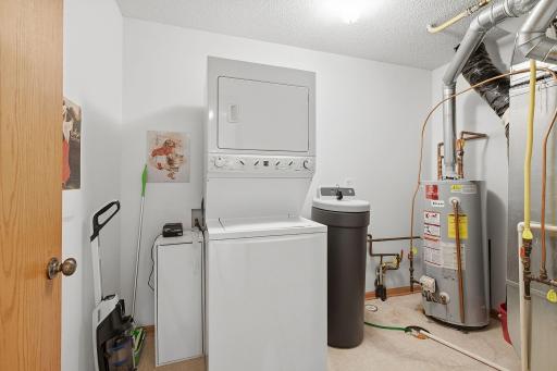 1067 Blackbird Trail SW, 8, Hutchinson, MN 55350