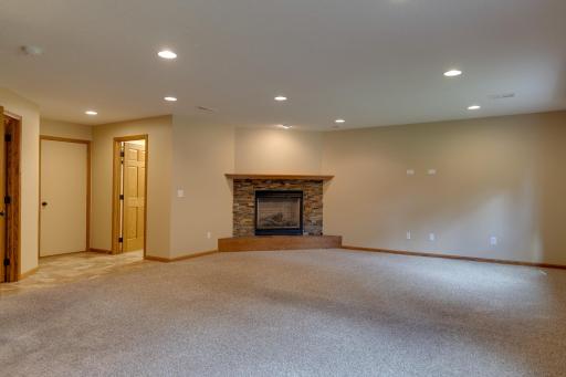 19037 Xerxes Street NW, Elk River, MN 55330
